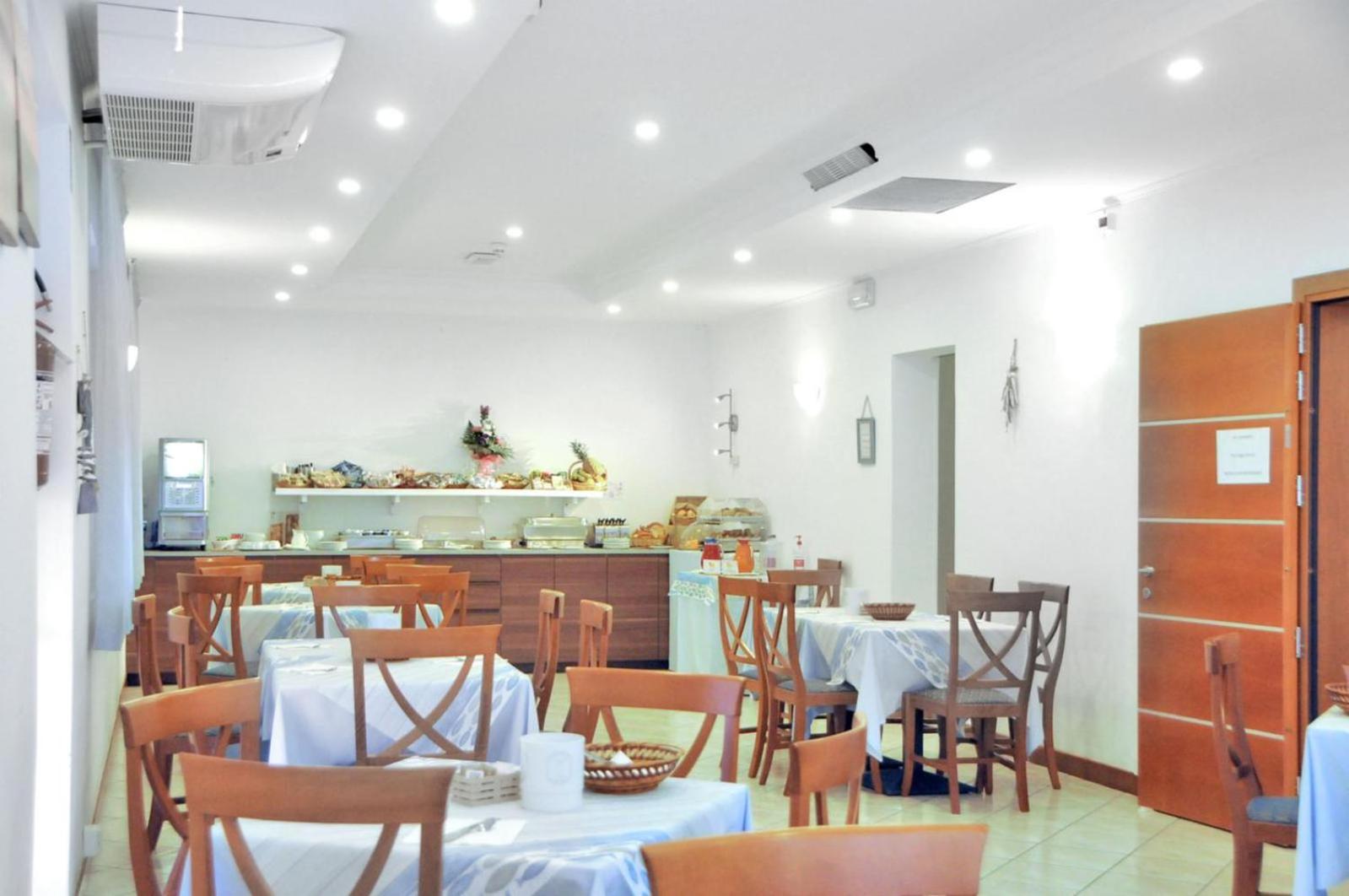 קאורלה Hotel Rex מראה חיצוני תמונה