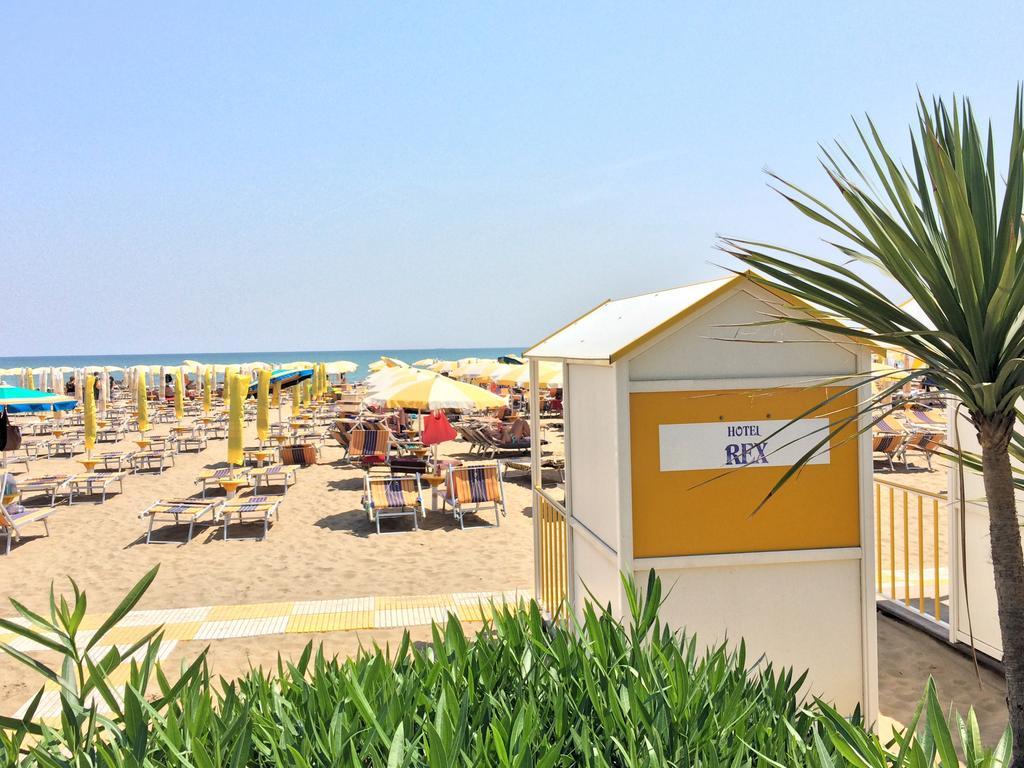 קאורלה Hotel Rex מראה חיצוני תמונה
