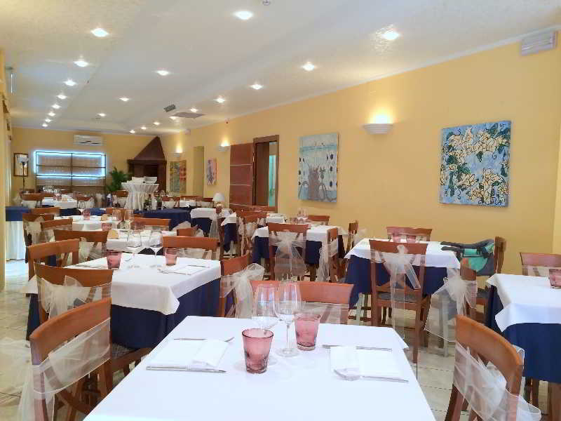 קאורלה Hotel Rex מראה חיצוני תמונה